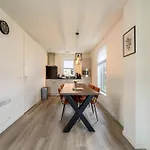 Holiday Home Between Rotterdam And Zeeland * Simonshaven