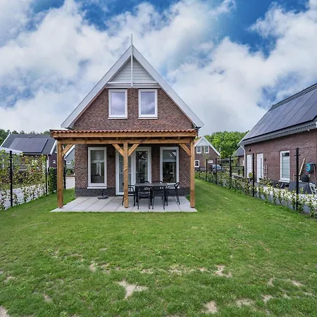 Holiday Home Between Rotterdam And Zeeland Simonshaven