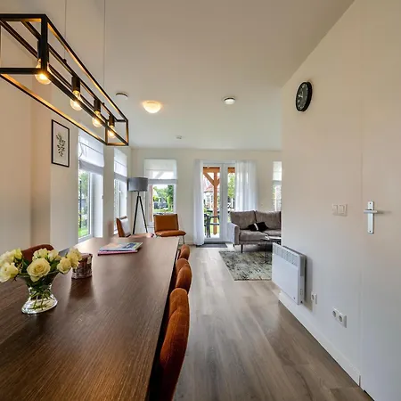 Near Semesterbostad *